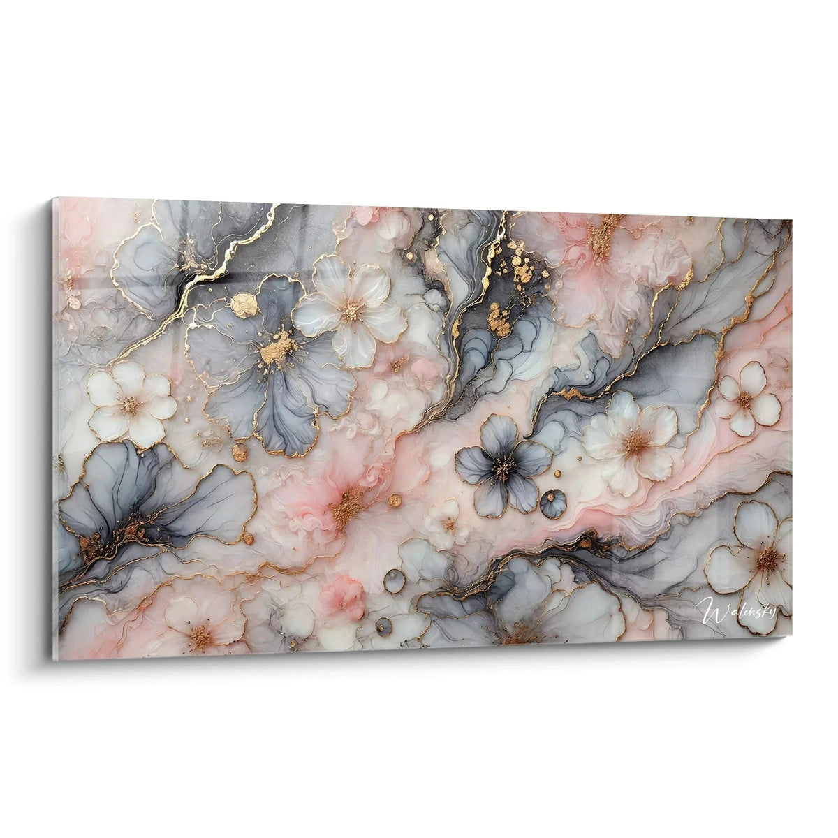 Vue de biais du tableau style epoxy, où l’on observe la fluidité des pétales et les nuances pastel de rose et gris, entrelacées de doré. Un effet de profondeur fascinant et élégant.