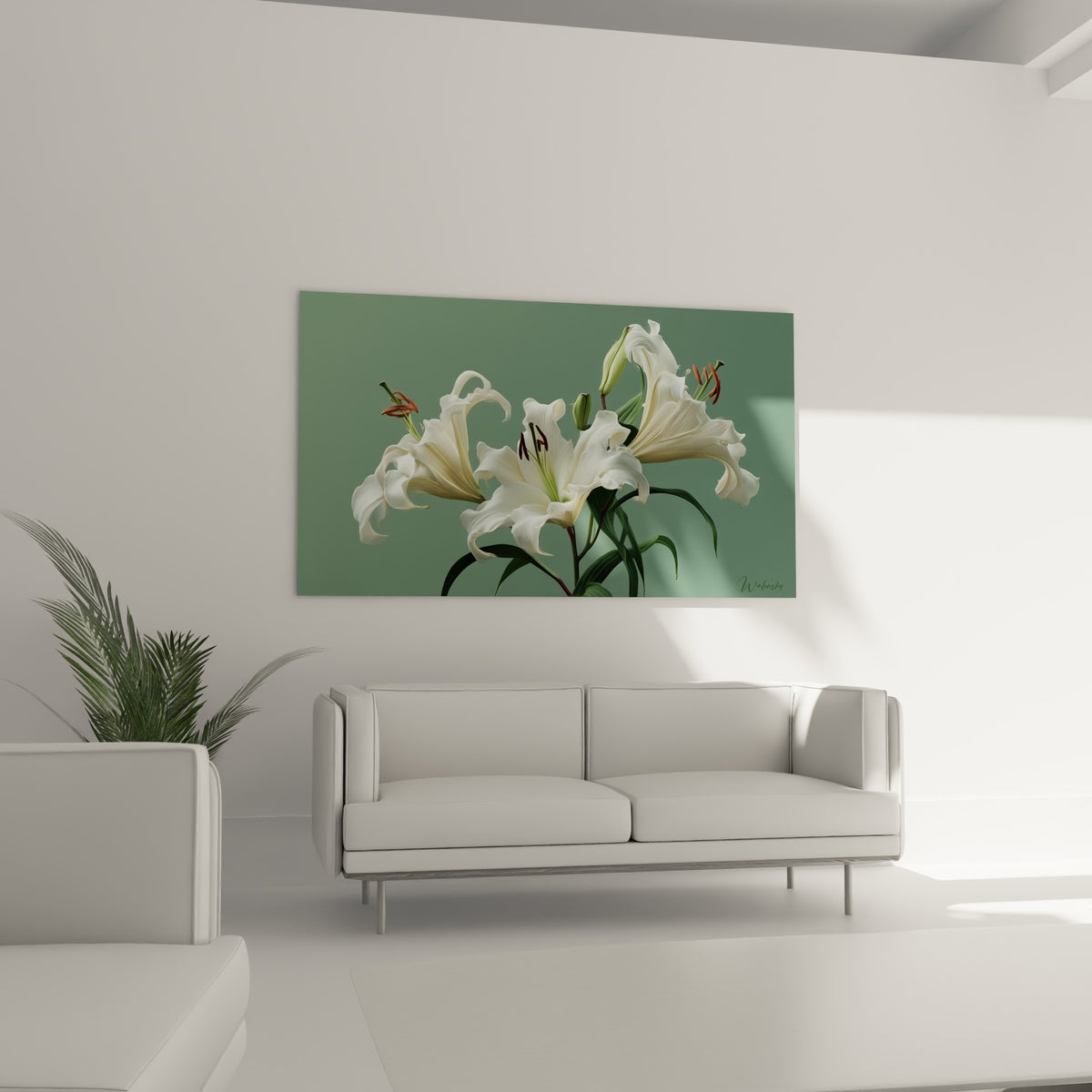 Bouquet de lys ivoire et étamines brunes disposé au-dessus d'un canapé dans un salon lumineux