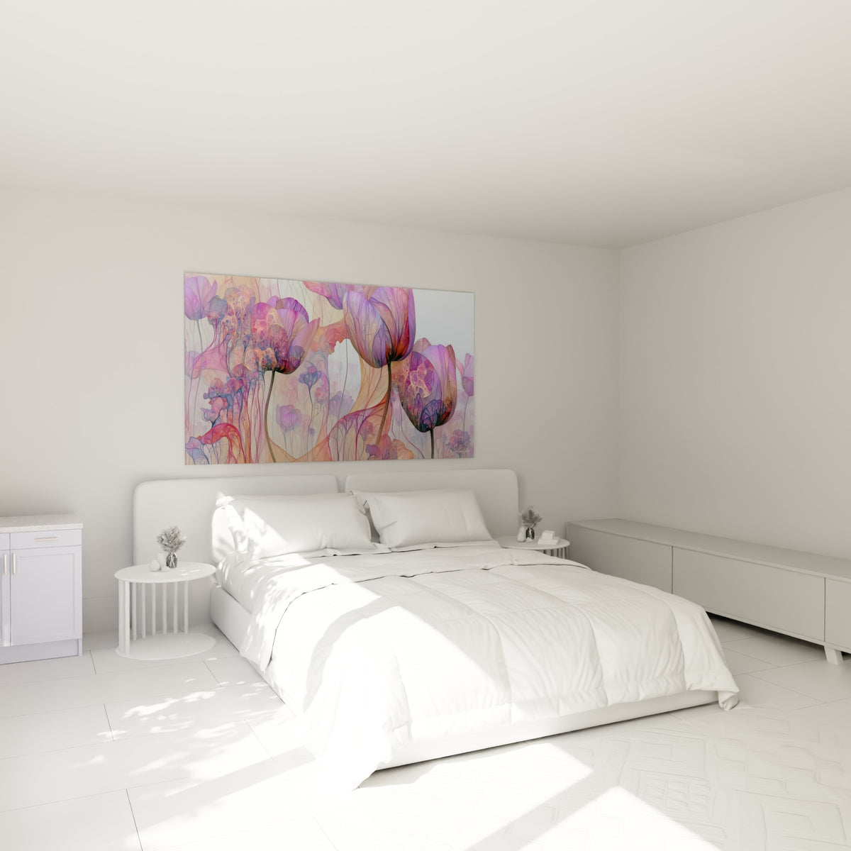 Tulipe mauve et corail translucide au-dessus d'un lit dans une chambre claire
