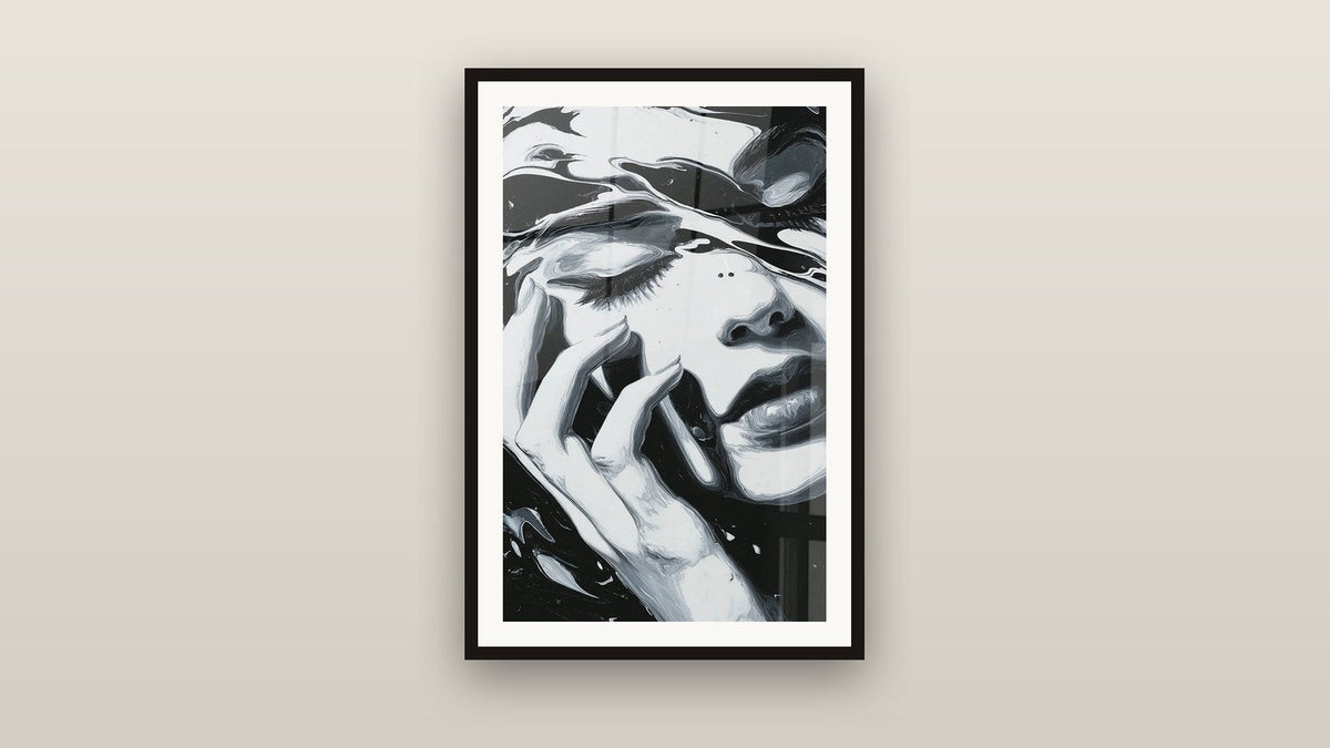 Tableau encadré sur un mur : Femme Émotionnelle