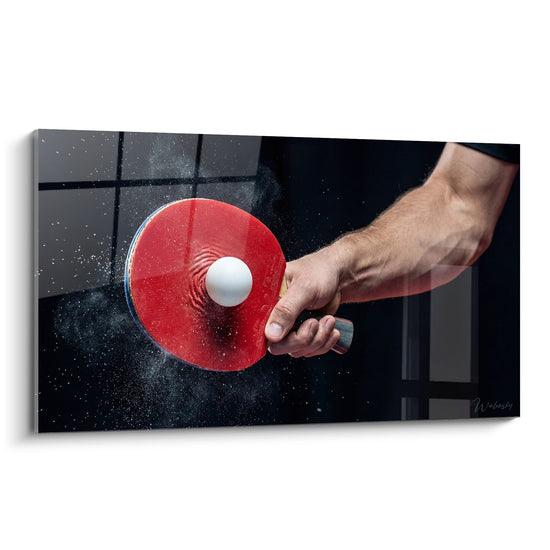 Tableau decoratif ping pong avec raquette rouge et balle blanche en action sur fond noir moderne