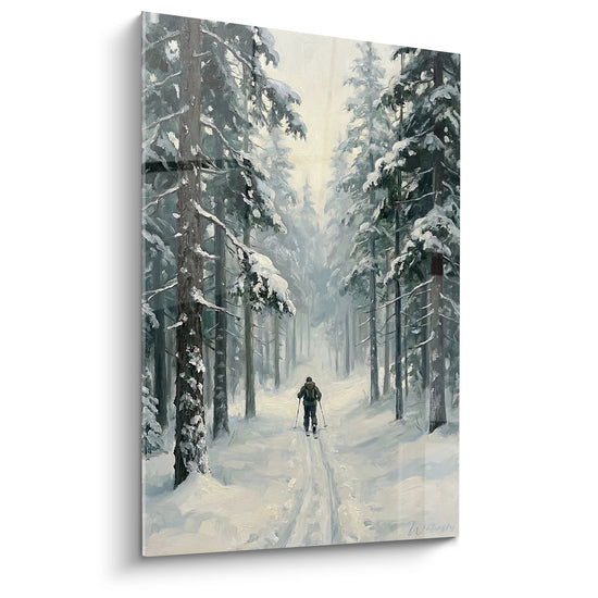 Tableau skieur solitaire dans forêt enneigée avec sapins couverts de neige, ambiance hivernale paisible