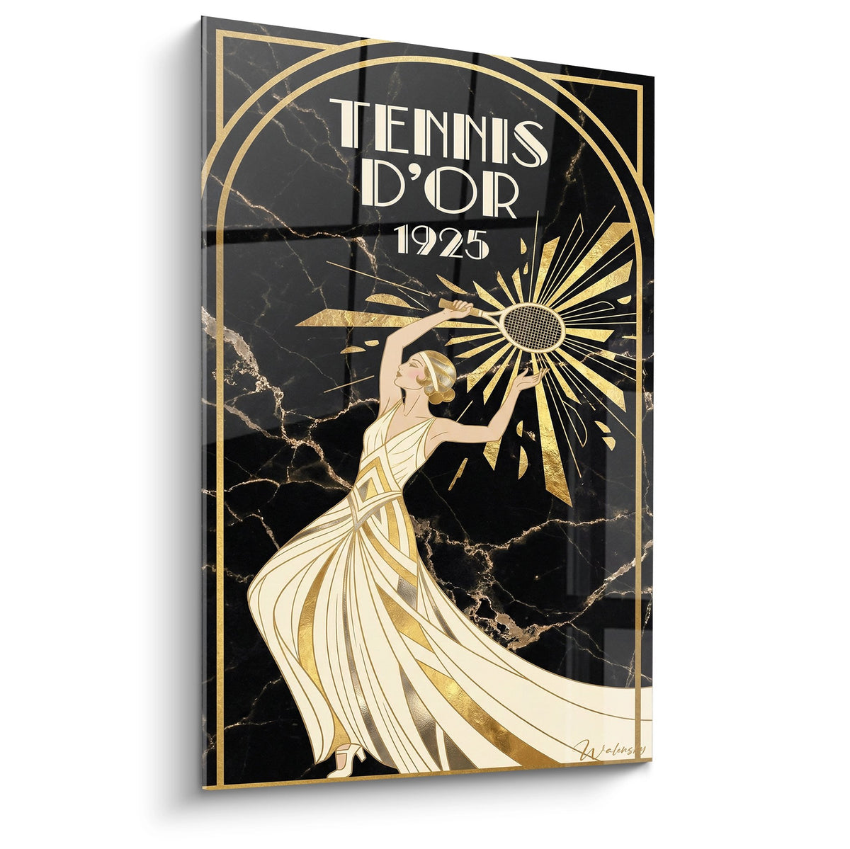 Tableau tennis Art Déco 1925 avec joueuse élégante en robe blanche sur fond marbre noir et éléments dorés