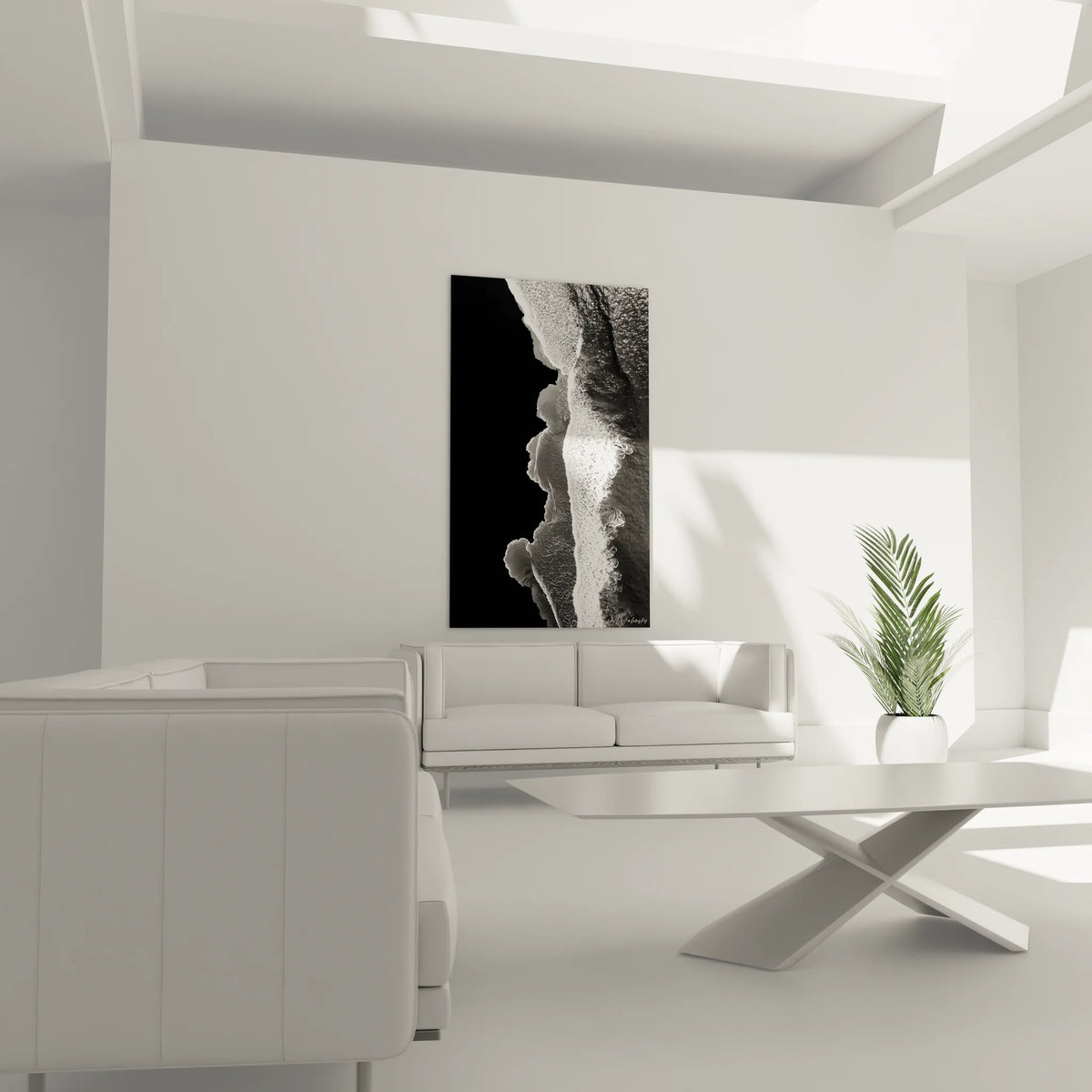 Détail rapproché tableau vagues océan montrant texture écume et contraste noir blanc