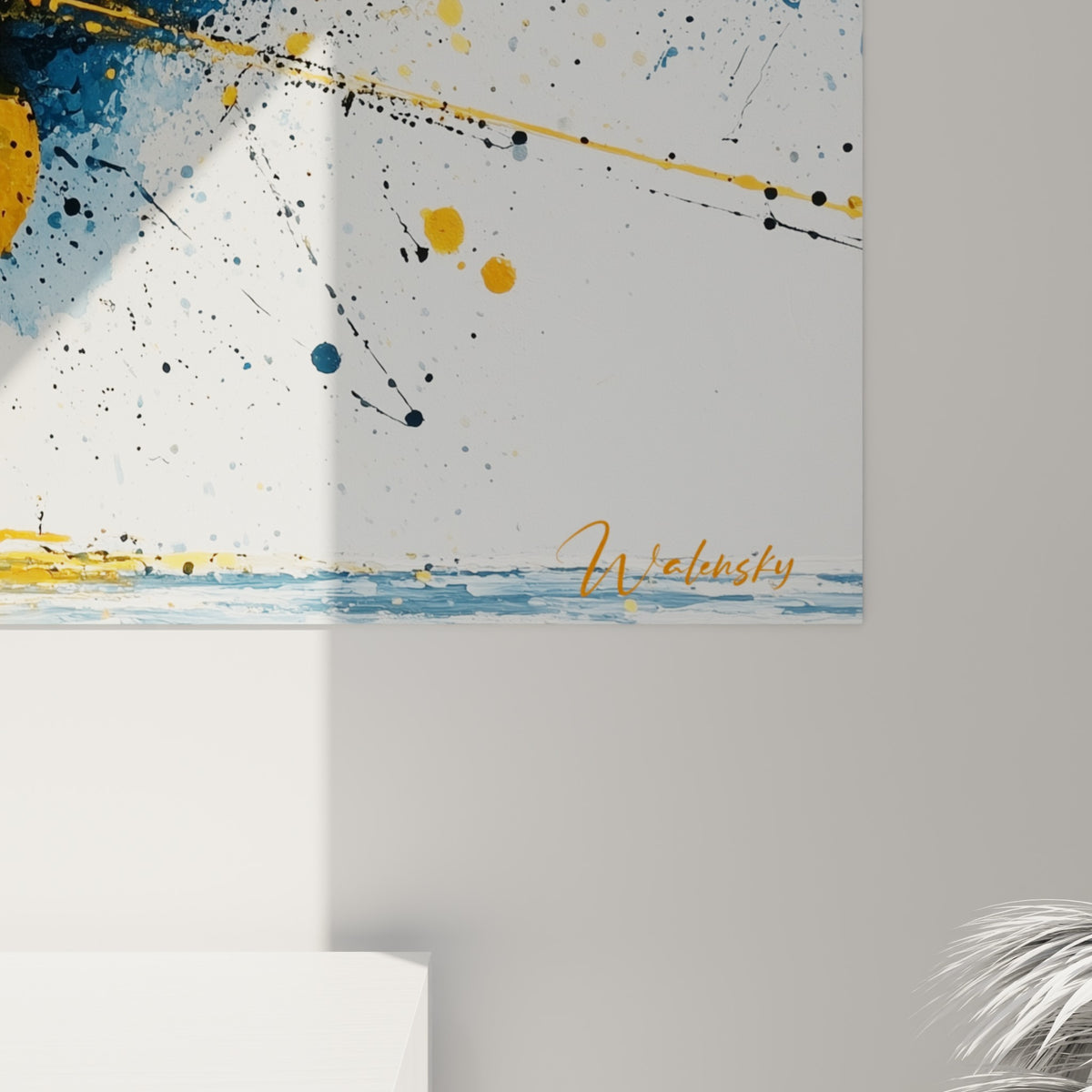 Empâtements de peinture bleu marine et coulures orangées se mêlant en gros grain, matière brillante et reliefs texturés visibles