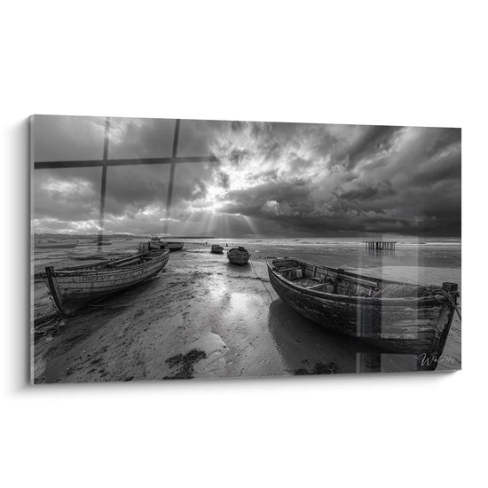 Tableau bateaux de pêche échoués - Marée basse dramatique - Edition paysage noir et blanc