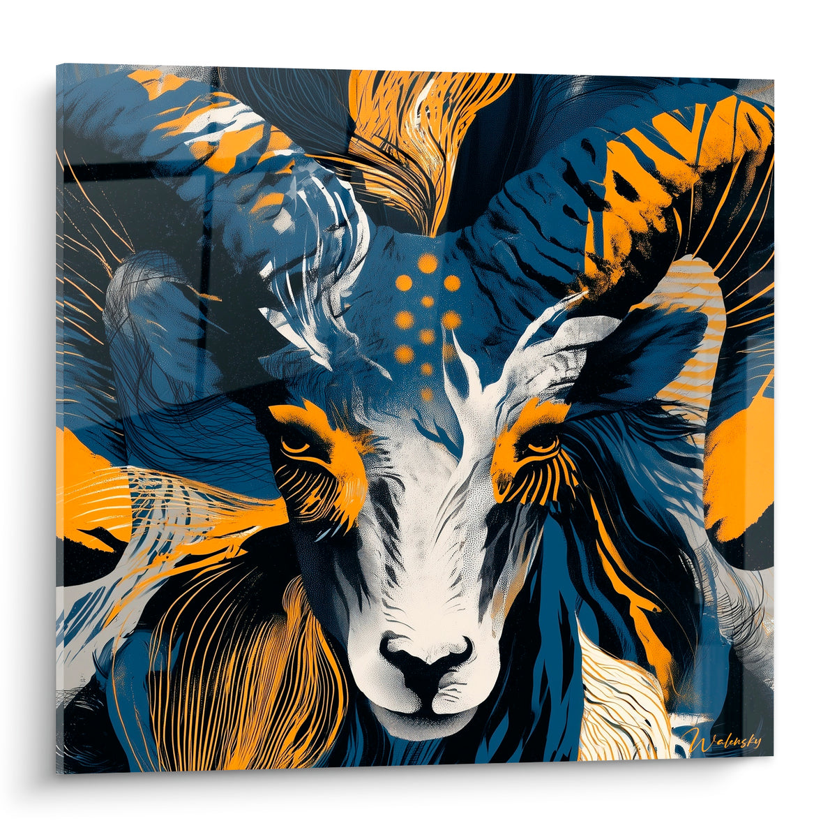 Bélier aux cornes bleu marine et orange, regard fixe sur fond graphique dense