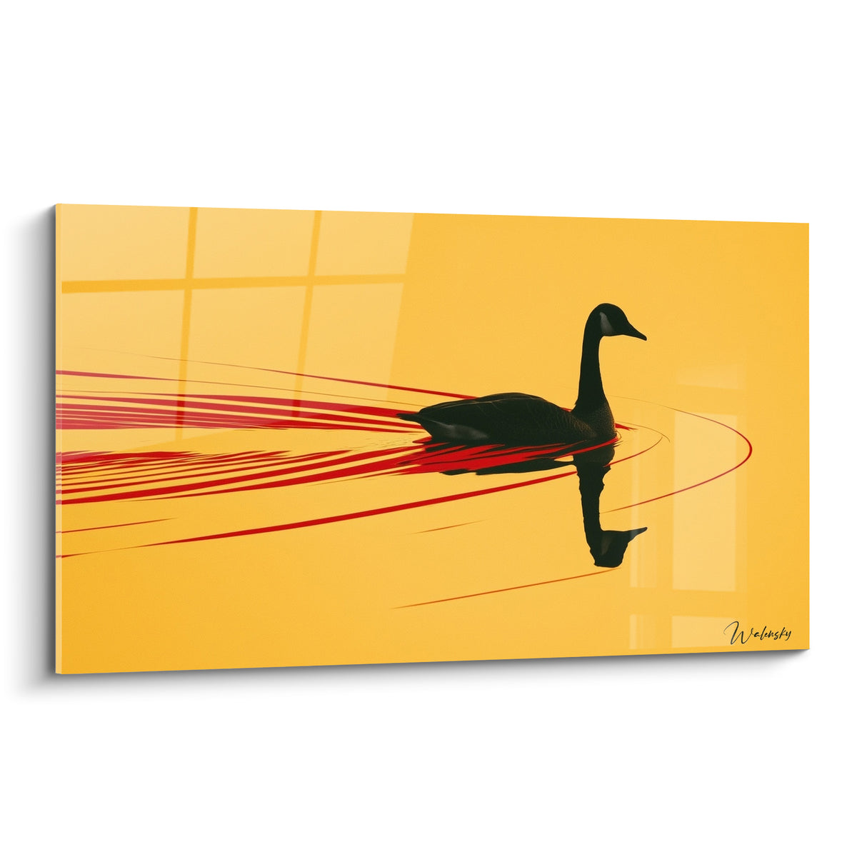 Canard noir glissant sur une eau jaune doré, sillage rouge graphique en éventail derrière lui