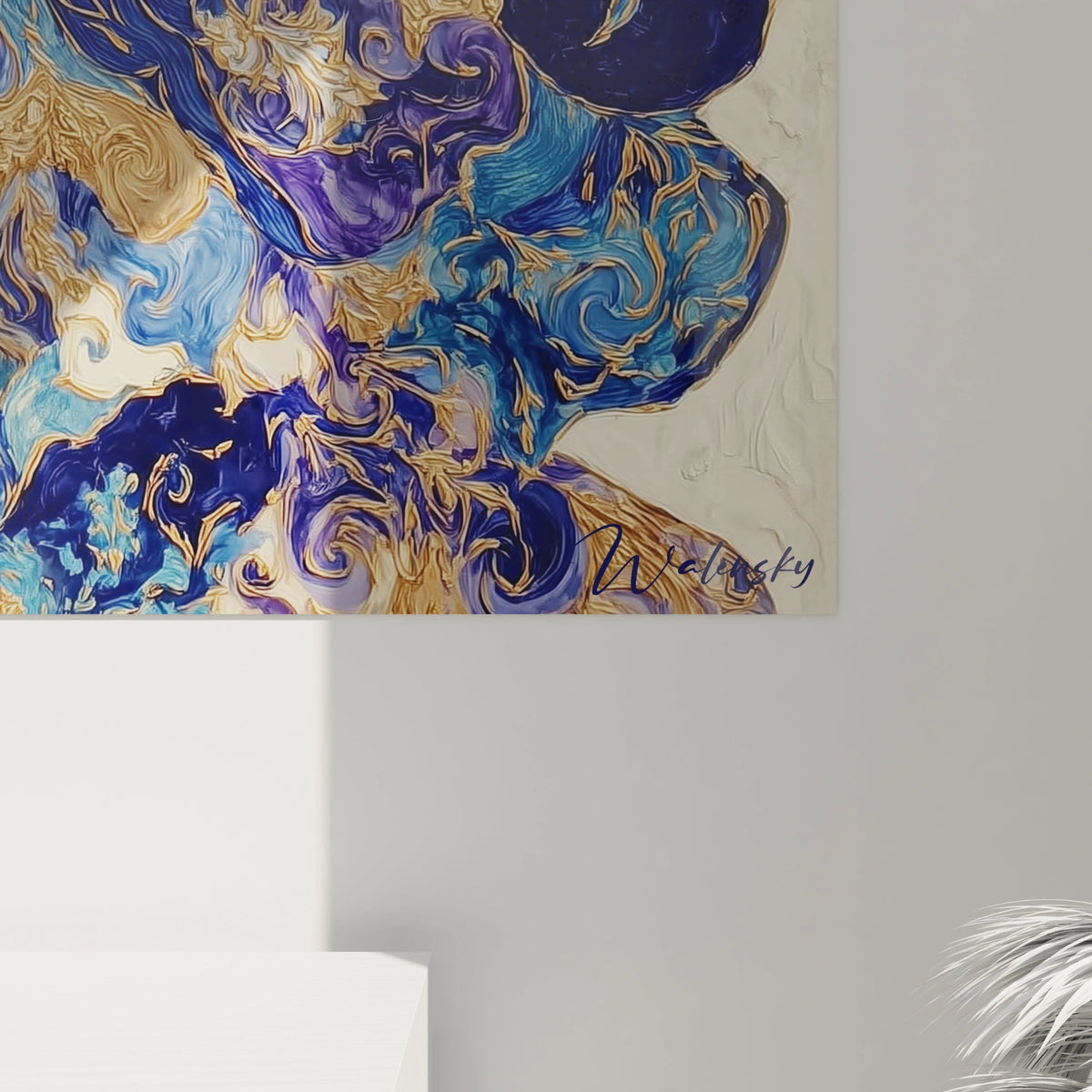 Tableau dame de dos bleu de Walensky avec des motifs abstraits et des nuances vibrantes