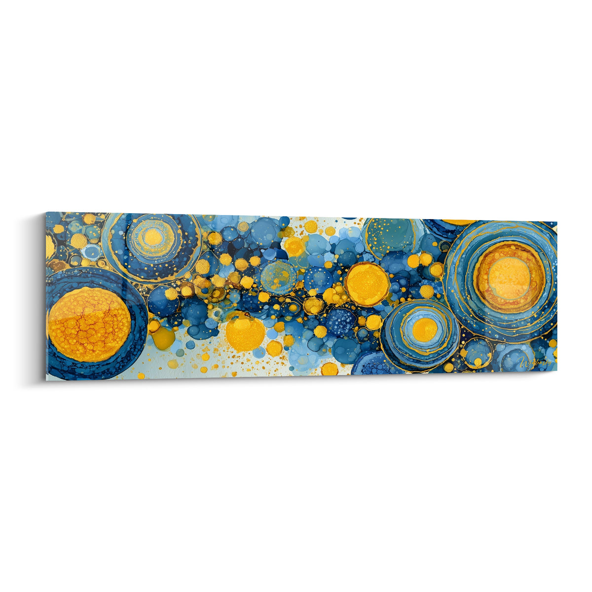Cercles bleu marine et bulles dorées composent ce tableau géométrique abstrait aux textures marbrées