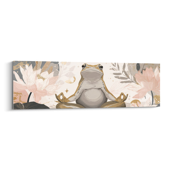 Grenouille méditant en tailleur, mains en mudra, entourée de lotus roses et dorés