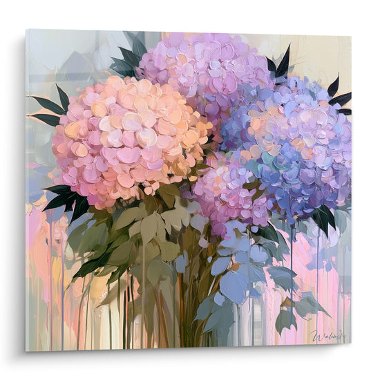 Hortensias roses, lavande et bleus peints en larges touches impressionnistes sur fond clair coulé