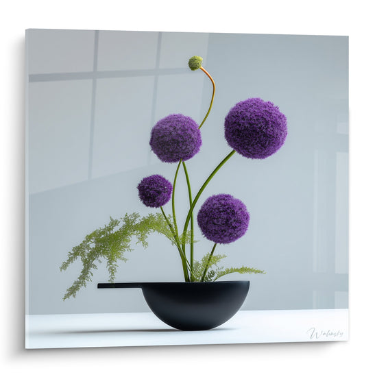 Tableau art floral ikebana spheres violettes bol noir feuillage vert arrangement japonais contemporain zen