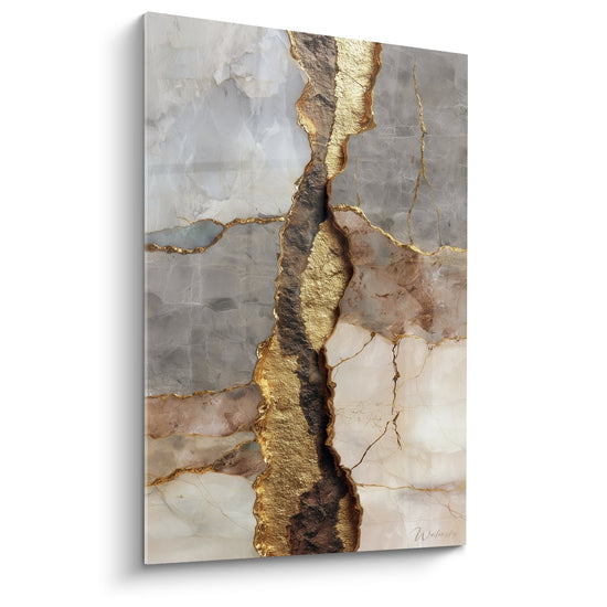 Tableau marbre abstrait avec veines dorées sur fond gris beige et textures craquelées