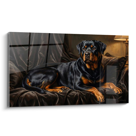 Tableau représentant un Rottweiler noir et feu allongé majestueusement sur un canapé de cuir brun dans un salon bourgeois