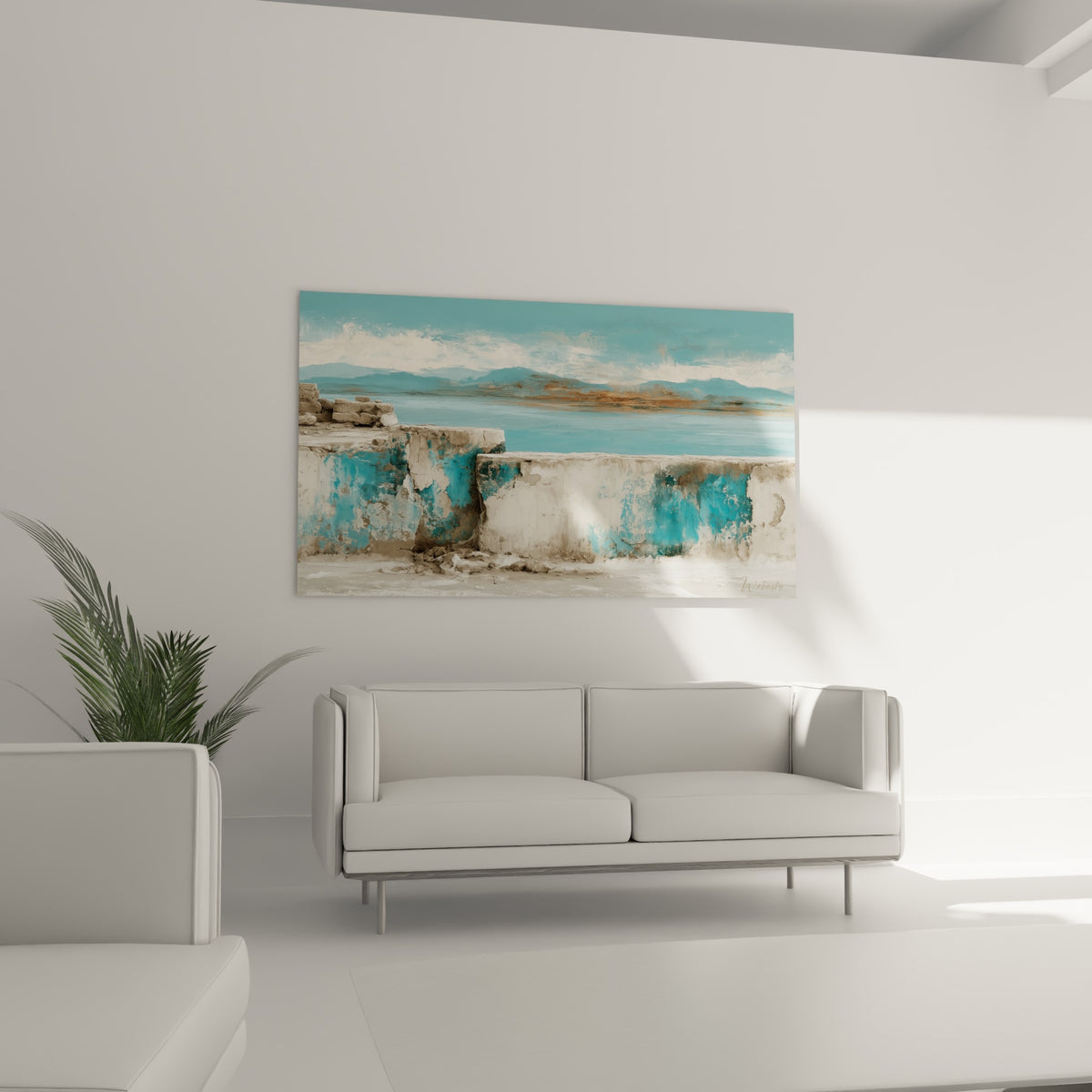 Mur de pierre bleu turquoise et blanc accroché au-dessus d'un canapé dans un salon lumineux