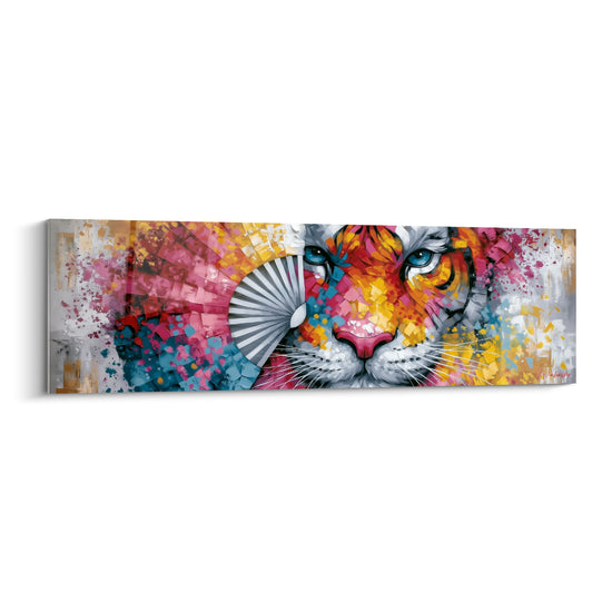 Tigre aux yeux bleus fragmenté en mosaïque rose, jaune et turquoise avec éventail gris