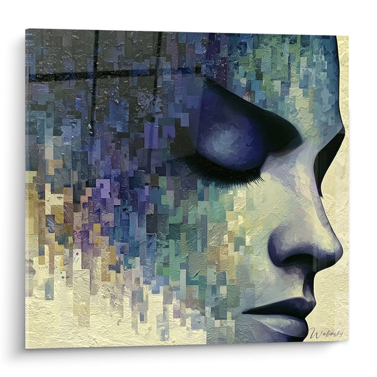 Visage abstrait aux yeux clos, mosaïque bleu marine et doré, texture peinte en relief